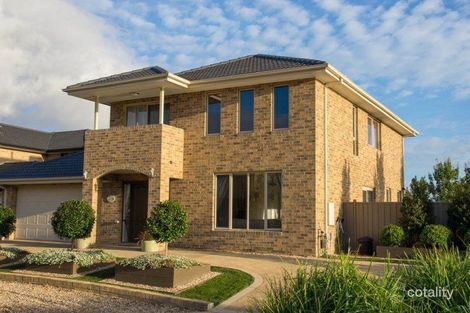 Property photo of 30 Half Moon Terrace Point Cook VIC 3030
