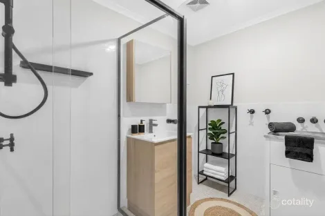 Property photo of 7/128 Station Road Indooroopilly QLD 4068