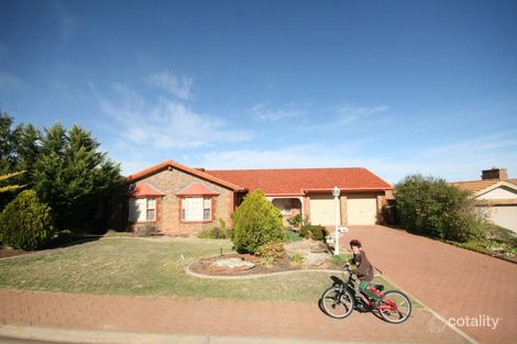 Property photo of 2 Monaco Circuit Aberfoyle Park SA 5159