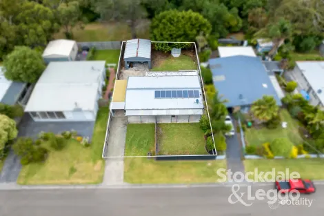 Property photo of 41 Woonton Crescent Rosebud VIC 3939
