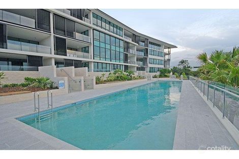 Property photo of 324/90 Wynnum Road Norman Park QLD 4170