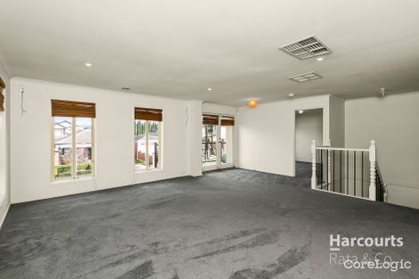 Property photo of 10 Ward Drive Mill Park VIC 3082