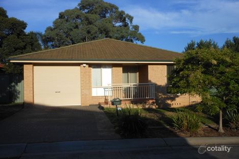 17/17 Poplar Cres, Bradbury, NSW 2560