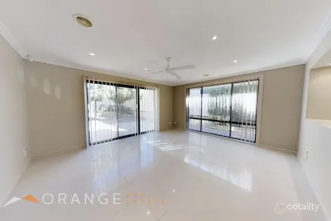 Property photo of 15 Botanic Way Orange NSW 2800