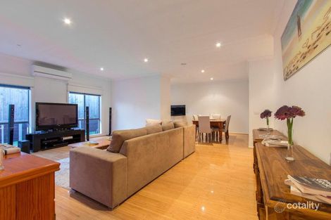 Property photo of 9/5 Serra Close Langwarrin VIC 3910