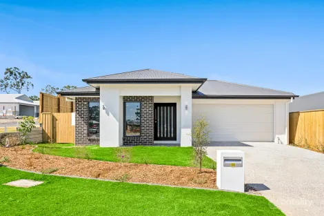 33 Rockrose St, Logan Reserve, QLD 4133