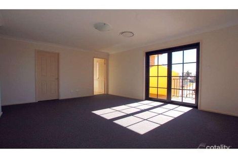Property photo of 4 Kelman Close Edensor Park NSW 2176