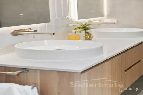 Property photo of 4 Panorama Place Bahrs Scrub QLD 4207