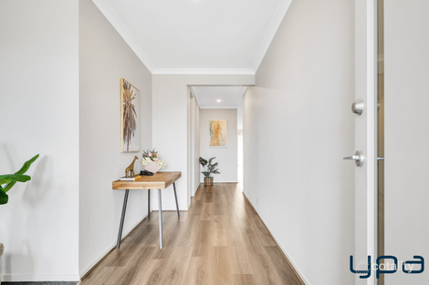 42 Blairmont Cres, Tarneit, VIC 3029