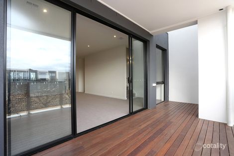 Property photo of 8 Moreton Walk Cheltenham VIC 3192