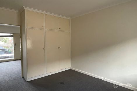 Property photo of 11/115 Eskdale Road Caulfield North VIC 3161