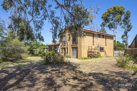 Property photo of 40 St Bernards Drive Keilor East VIC 3033