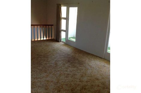 Property photo of 33 Esmond Street Emerald QLD 4720