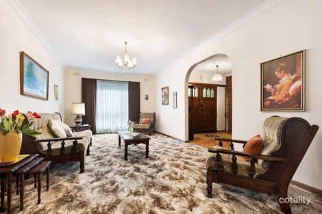 Property photo of 19 Thackeray Quadrant Avondale Heights VIC 3034
