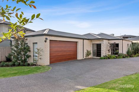 Property photo of 1/3 Portrush Grove Mornington VIC 3931