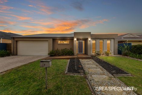 Property photo of 7 Mallee Circuit Pakenham VIC 3810