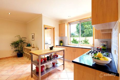 Property photo of 17 Abbotsbury Place Evandale SA 5069