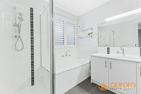Property photo of 5 Raven Court Pakenham VIC 3810