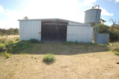 300 Henderson Rd, Munster, WA 6166