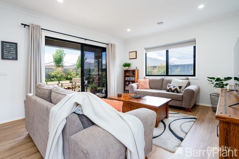 Property photo of 12 Peak Road Greenvale VIC 3059