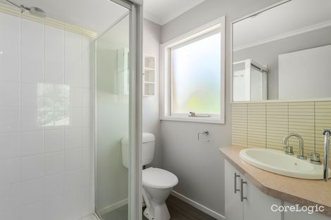 Property photo of 17 Sunny Park Close Gisborne VIC 3437