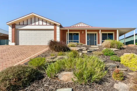 Property photo of 18 McEwen Drive Loxton SA 5333