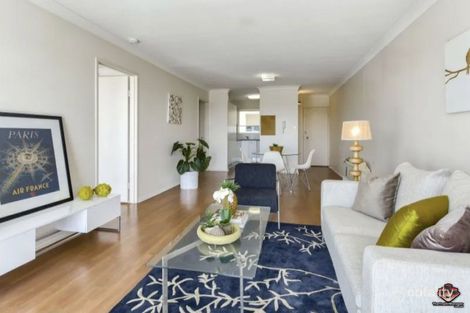 68 Gladstone Rd, Highgate Hill, QLD 4101