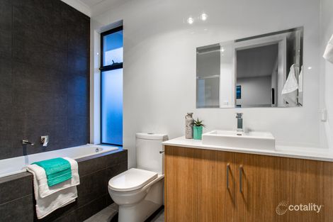 Property photo of 30 Redward Avenue Lightsview SA 5085