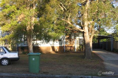 6 St James Ave, Berkeley Vale, NSW 2261