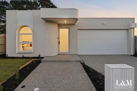 69 Malkari Cct, Greenvale, VIC 3059