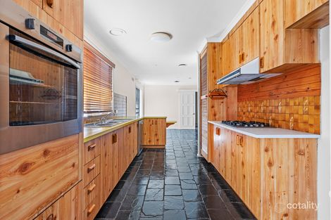 Property photo of 15 Banksia Crescent Hoppers Crossing VIC 3029