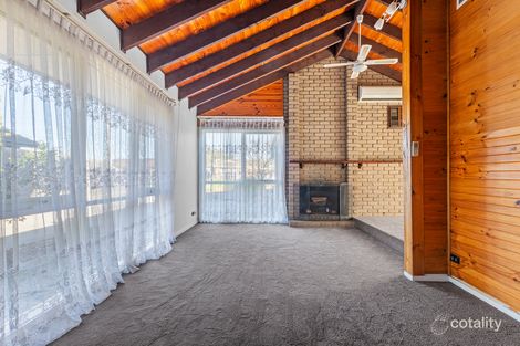 Property photo of 15 Banksia Crescent Hoppers Crossing VIC 3029