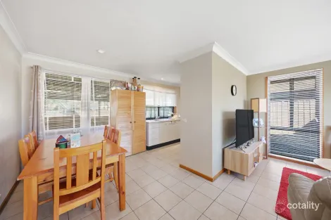 Property photo of 3 Jarrah Place Doonside NSW 2767