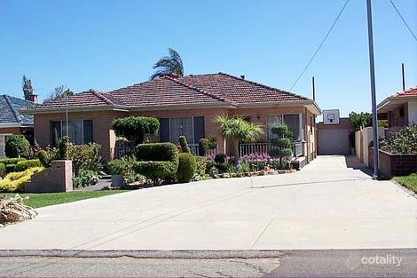 12 Michael St, Beaconsfield, WA 6162