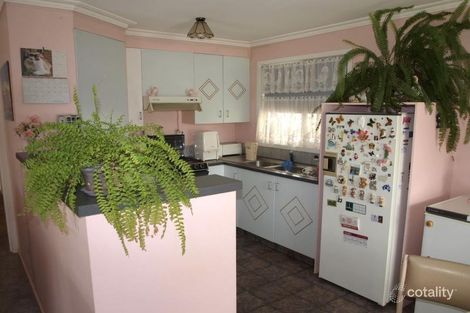 Property photo of 8 Redleaf Close Heathcote VIC 3523