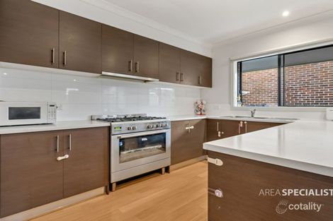 Property photo of 4/30 Central Road Hampton Park VIC 3976