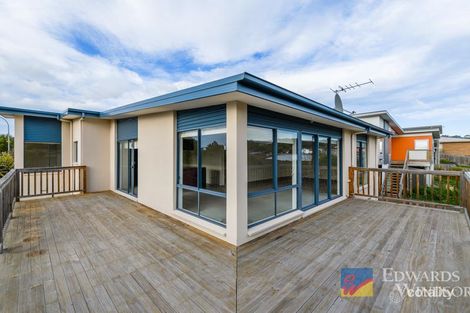 Property photo of 4 Queens Parade Kingston TAS 7050