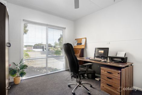 Property photo of 42 Macfarlan Avenue Blairgowrie VIC 3942