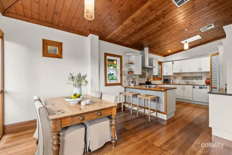 Property photo of 24 Days Road Uraidla SA 5142