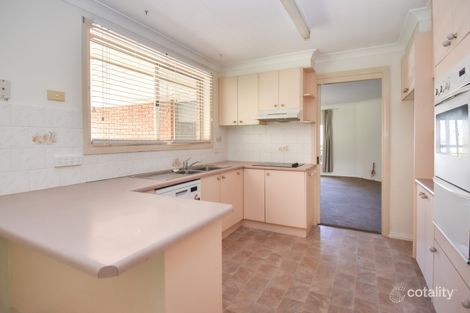 Property photo of 22 Glendale Crescent Orange NSW 2800