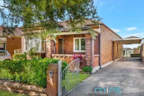 12 Indiana Ave, Belfield, NSW 2191