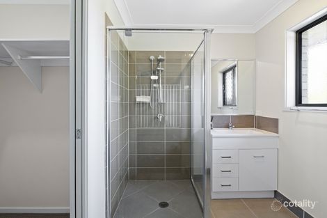 Property photo of 2/21 Pendragon Street Raceview QLD 4305