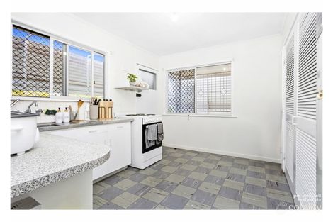 Property photo of 5 Jessie Street The Range QLD 4700