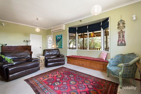 Property photo of 8 Beddoe Street Research VIC 3095