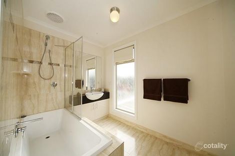 Property photo of 2/4 Glen Orme Avenue McKinnon VIC 3204