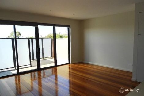 Property photo of 2/333 Centre Road Bentleigh VIC 3204