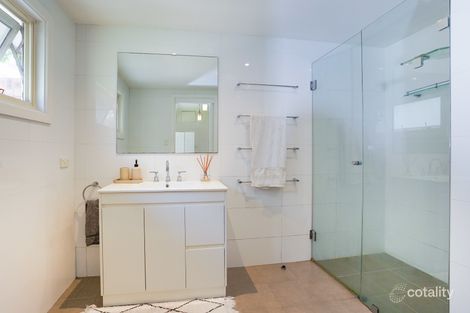Property photo of 25 Makim Street North Curl Curl NSW 2099
