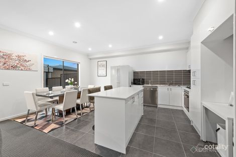 Property photo of 51 Gledhill Street Narre Warren South VIC 3805