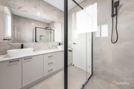 Property photo of 10 Sparrowhawk Drive Beveridge VIC 3753