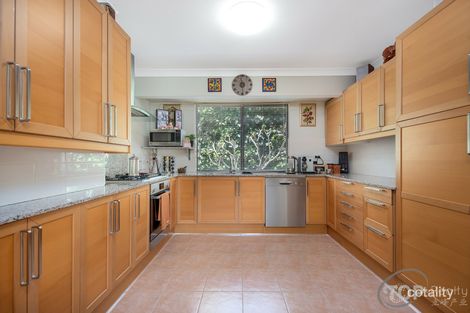 Property photo of 11 Glenrowan Place Willetton WA 6155